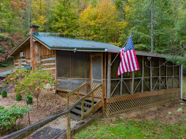 445 Log Cabin Rd, Greeneville, TN 37743