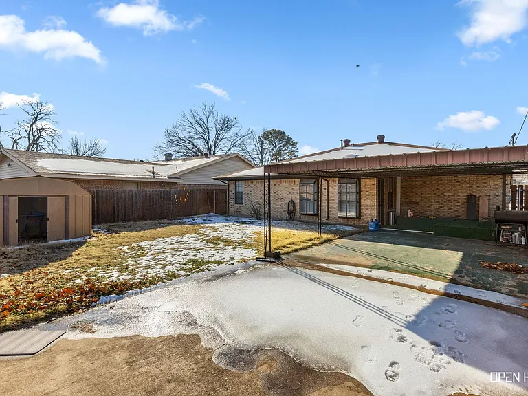 2810 Fleming Rd — Photo 28