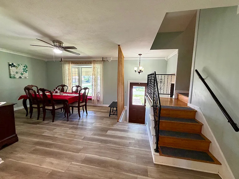 11004 Lehr Rd — Photo 20
