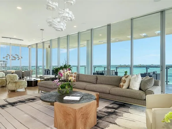 605 S Gulfstream Ave #12, Sarasota, FL 34236