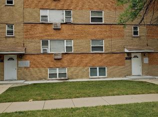 1300 S 51st Ct APT 301, Cicero, IL 60804
