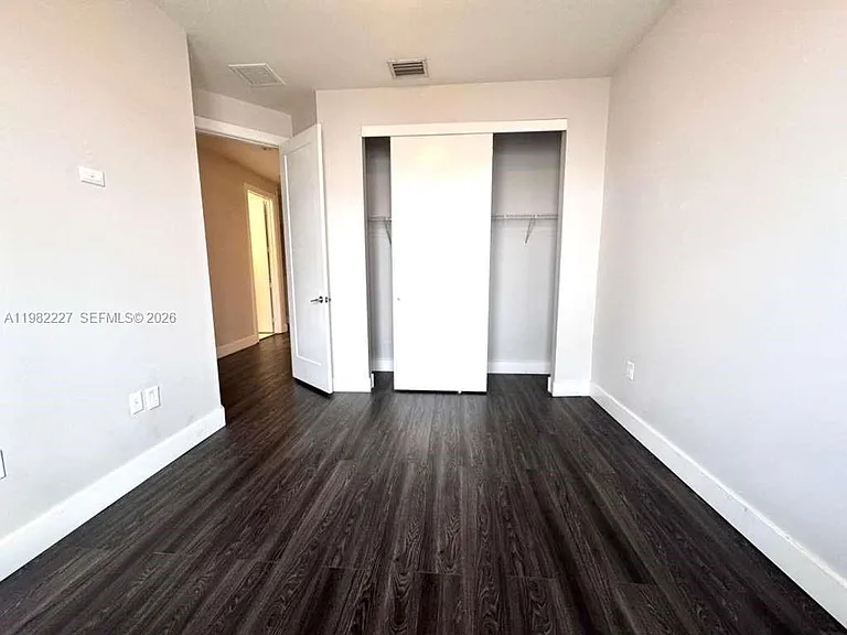 6458 NW 103rd Psge — Photo 17