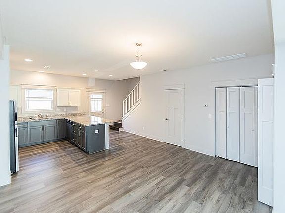 5th image of 1218 W Rangeview Cir #1218