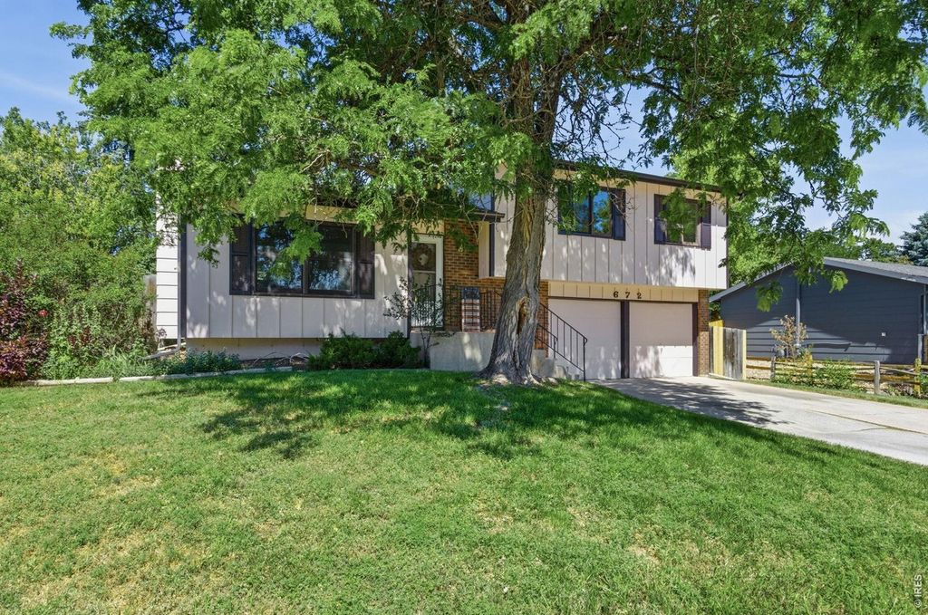 672 Mansfield Dr