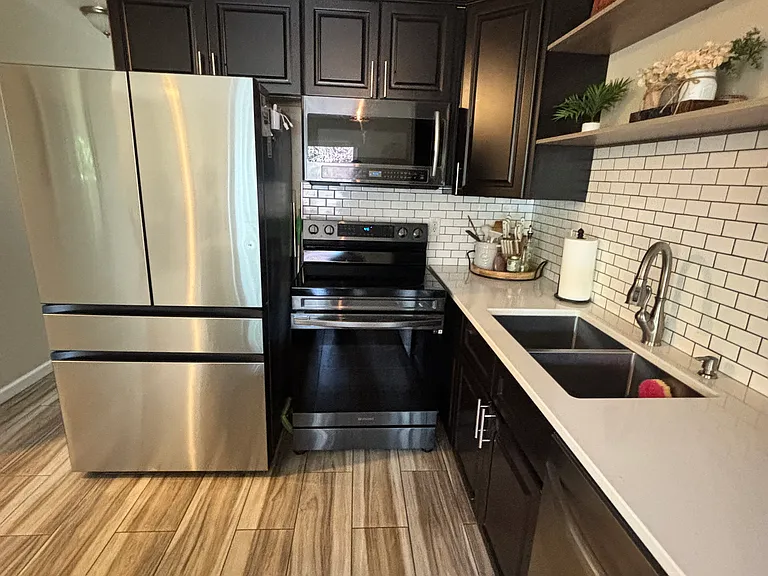 4209 SW 3rd St — Photo 7