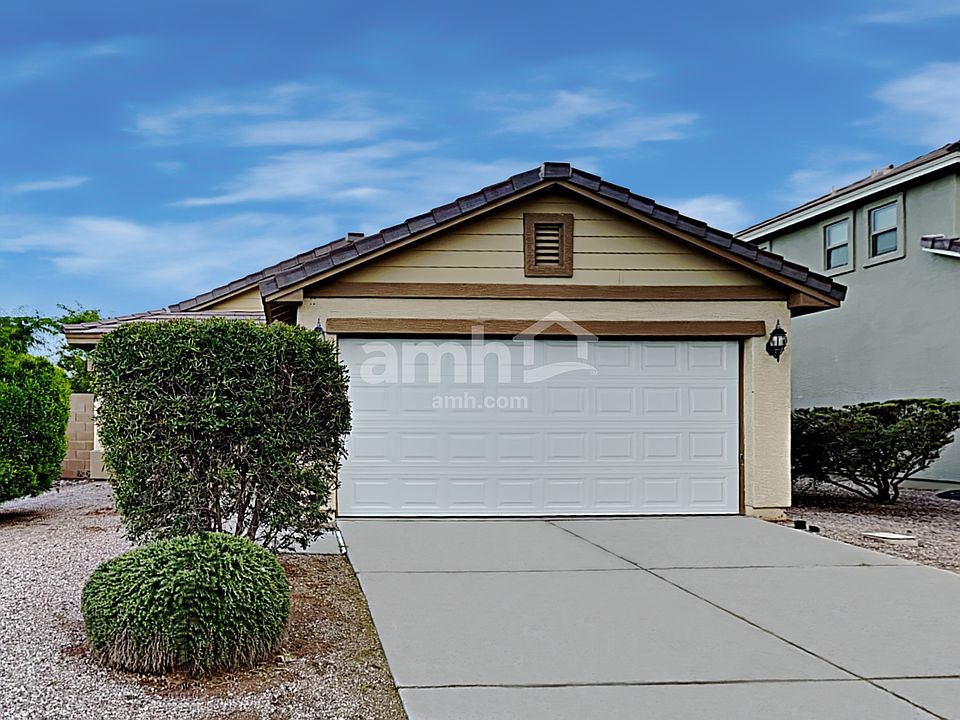 1st image of 1735 W Appaloosa Way
