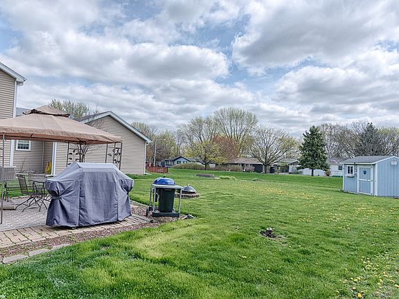 3rd image of 4216 Glenlo Dr