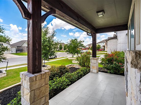 3rd image of 20813 Carries Ranch Rd
