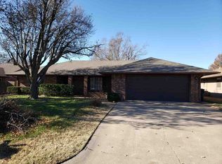 606 Deer Run, Enid, OK 73703