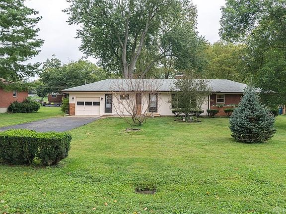 3rd image of 7931 Allison Ave
