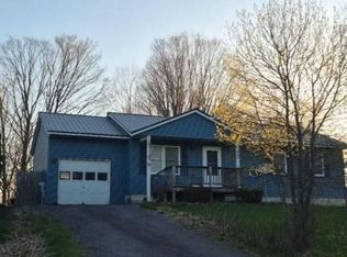6423 Crestview Dr, Lowville, NY 13367