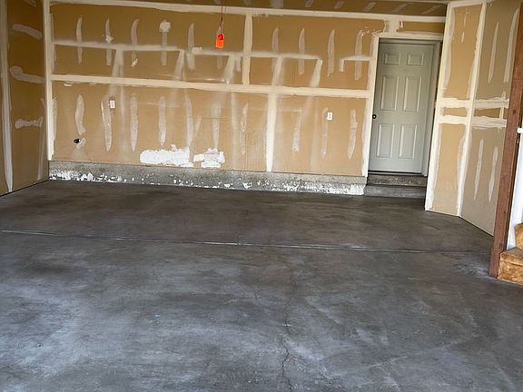 3rd image of 2430 NW Granite Ct APT B