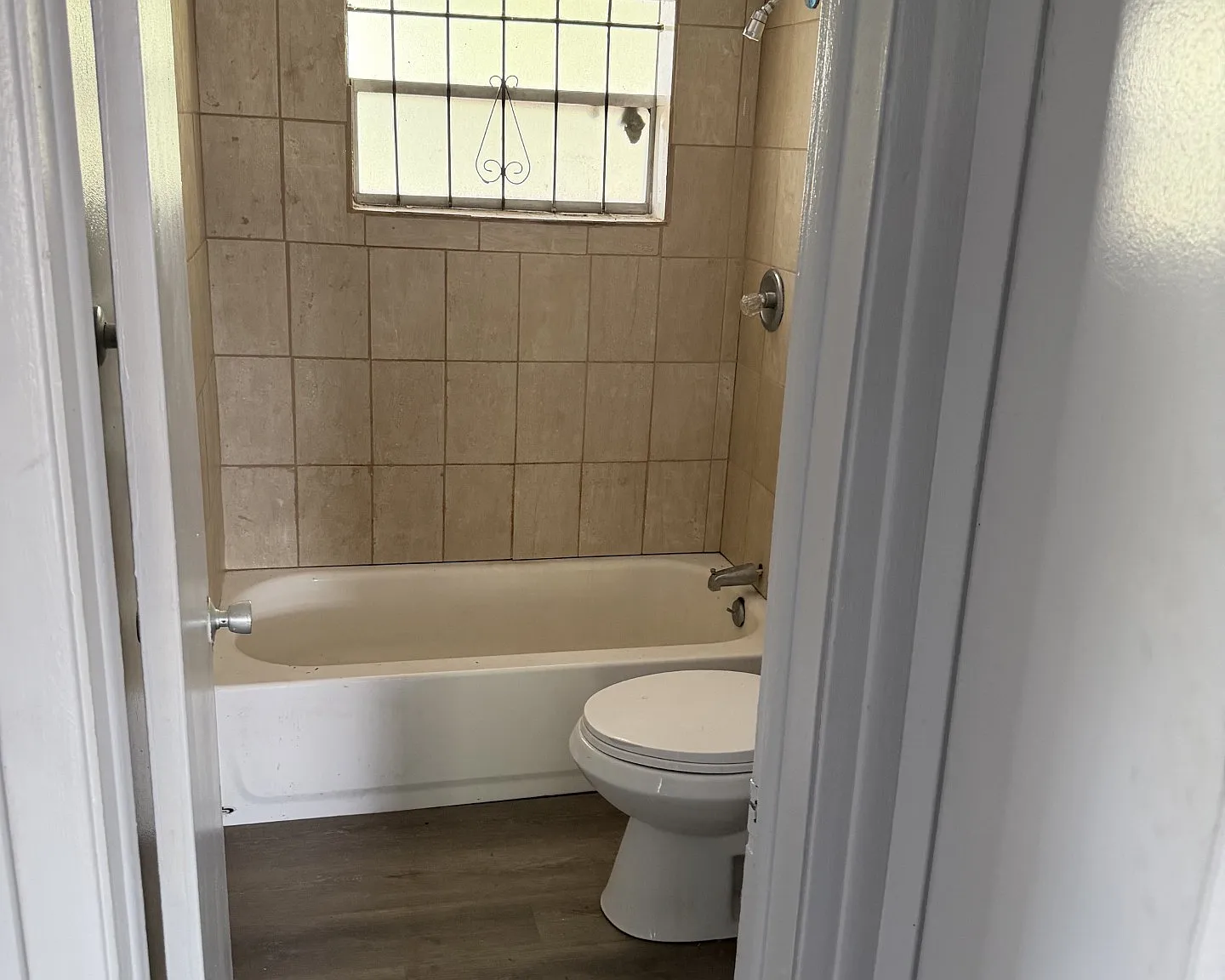 2 bed, 716 sqft, $975 — Photo 3