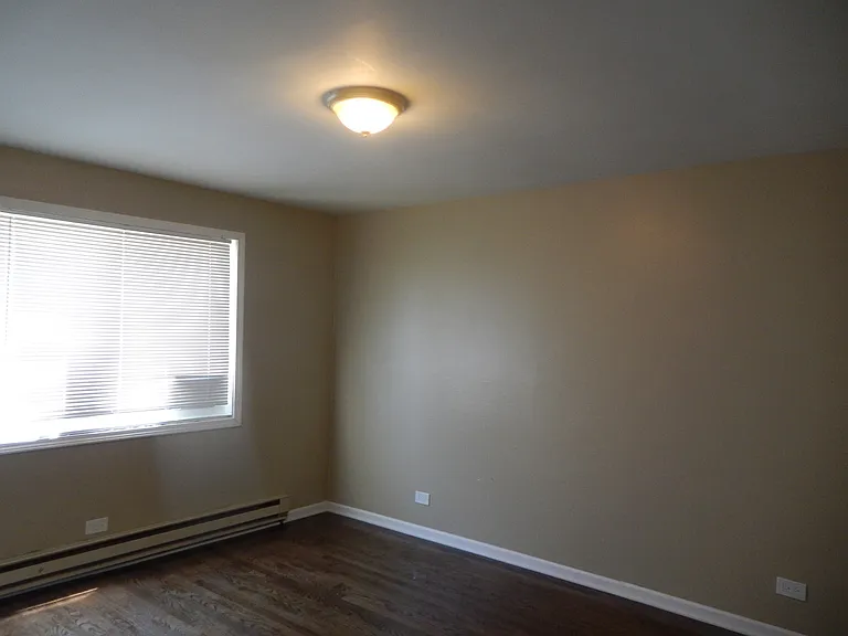 704 W 111th St #1S — Photo 16