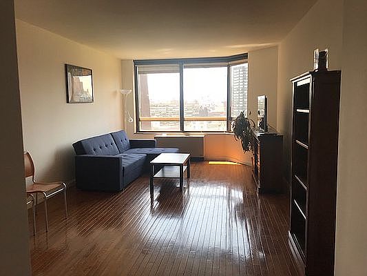 3rd image of 630 1st Ave APT 25H