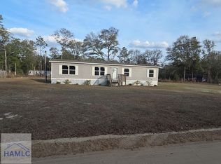 245 Rodman Rd, Jesup, GA 31545