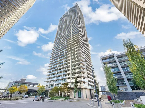 3833 Evergreen Pl #309, Burnaby, BC V3J 0M2