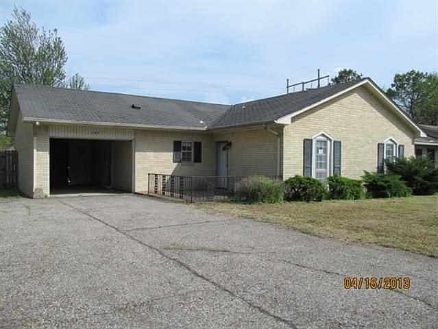 1st image of 107 Jenny Lynn Dr
