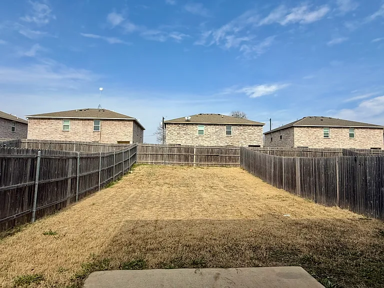 812 Parkplace Rdg — Photo 17