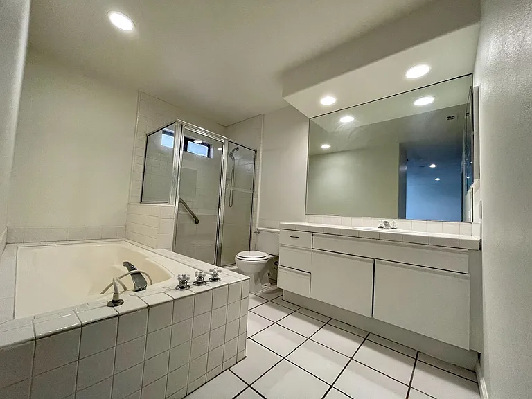PS T 33387 — Photo 25