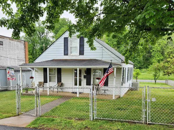 112 Grasty St, Orange, VA 22960