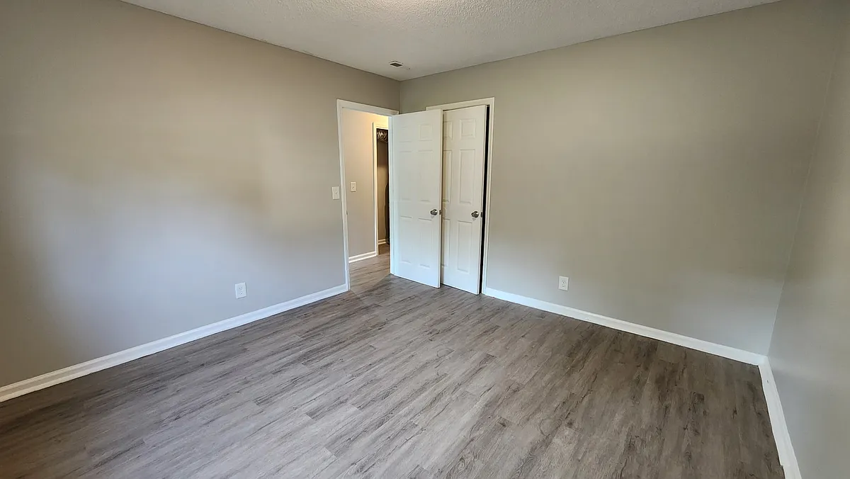 Building Photo - 1505 Rosedale Ave
