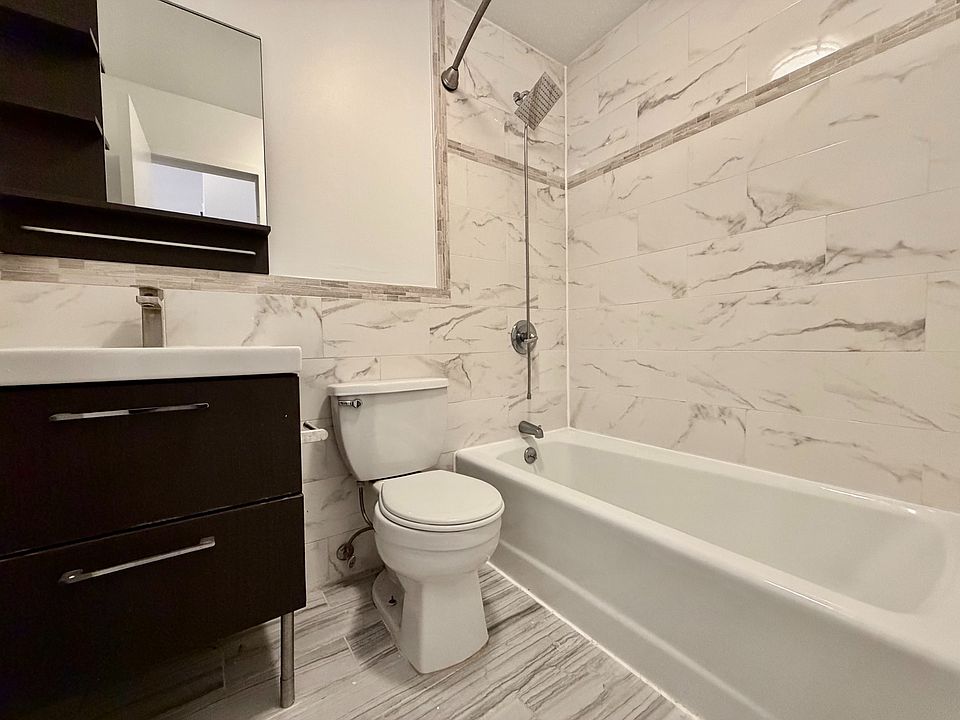 1st image of 346 W 52nd St #24