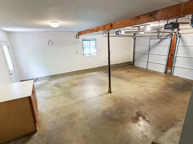 106 Rowe Dr — Photo 19
