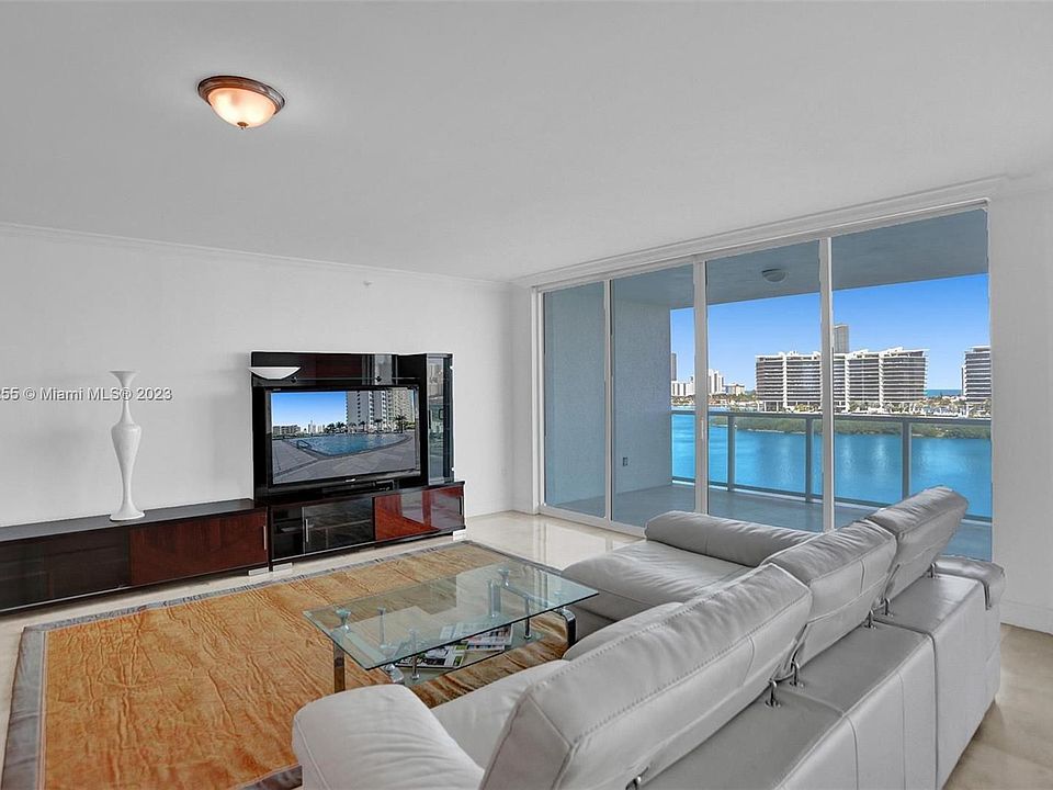 1st image of 3201 NE 183rd St APT 1006