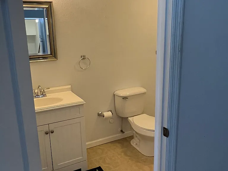 Full sized bathroom