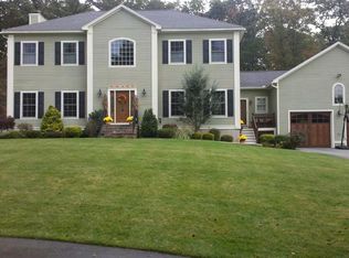 5 Tappan Ct, Lynnfield, MA 01940