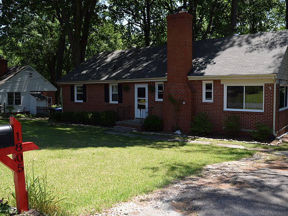 2nd image of 1805 N Junaluska Dr