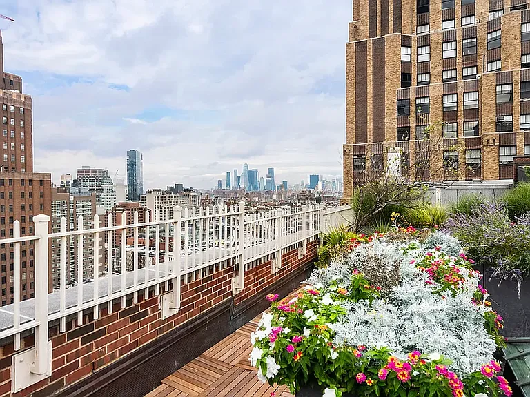 395 Broadway #6D — Photo 16