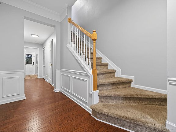 3rd image of 7226 Corvette Ct