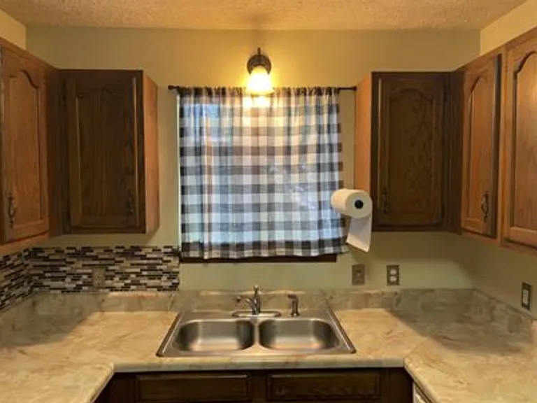 2509 Skyland Trl — Photo 5