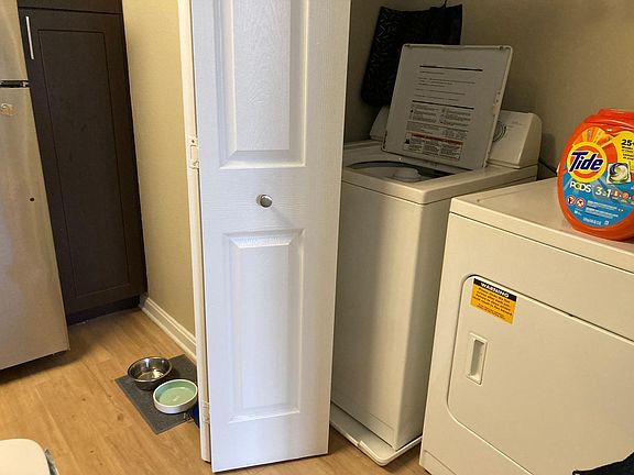 4th image of 2730 S Veitch St APT 201