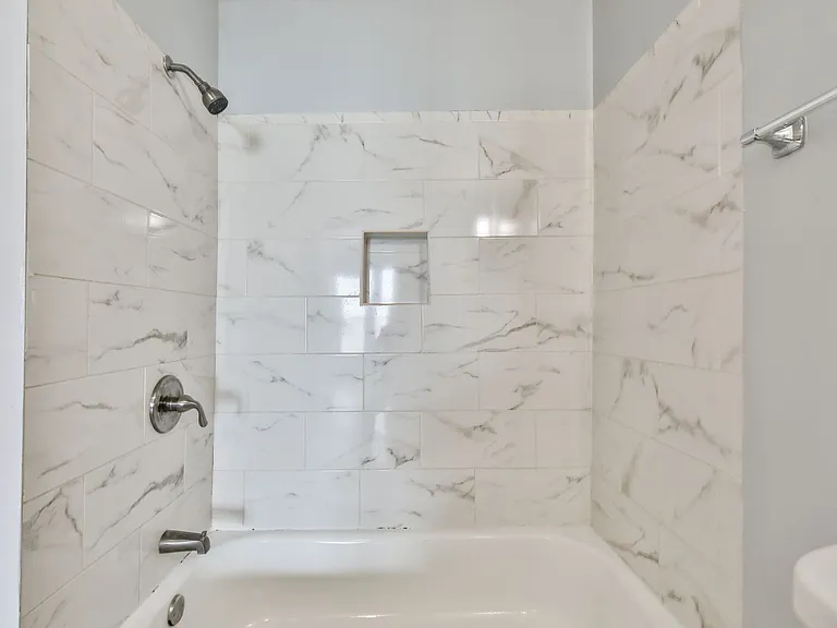 41 N 11th St — Photo 8