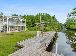 9144 Bayou Dr, Bay Saint Louis, MS 39520