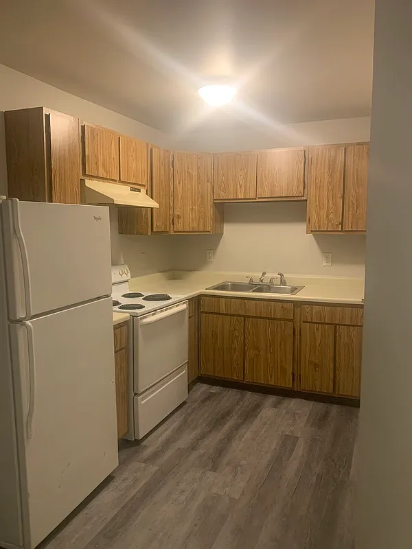 Building Photo - 790 Condit St #5