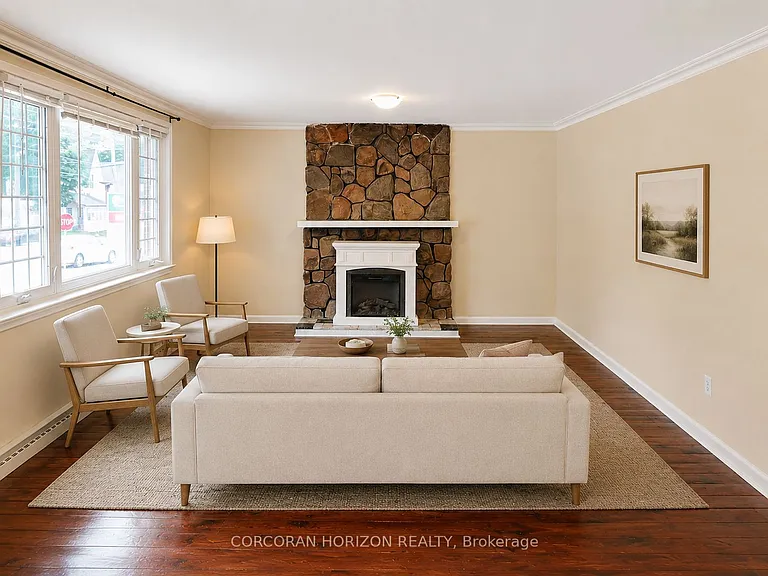 20407B Leslie St #MAIN — Photo 9