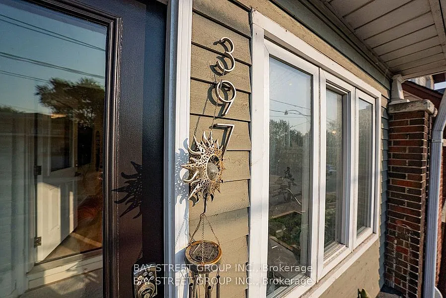 4 bed, $4,150 — Photo 2