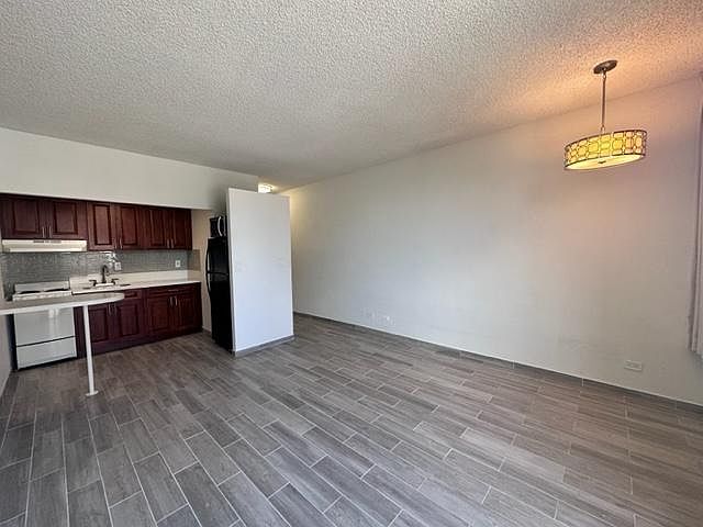 2nd image of 1682 Kalakaua Ave #407