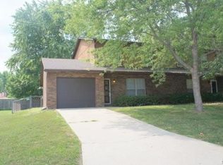 719 Plankway Dr, Belleville, IL