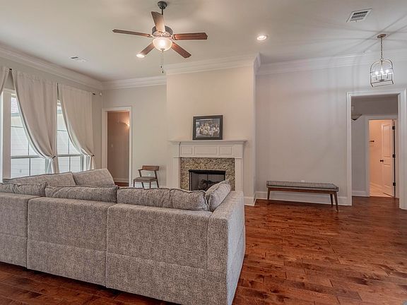 3rd image of 8316 Seville Ct