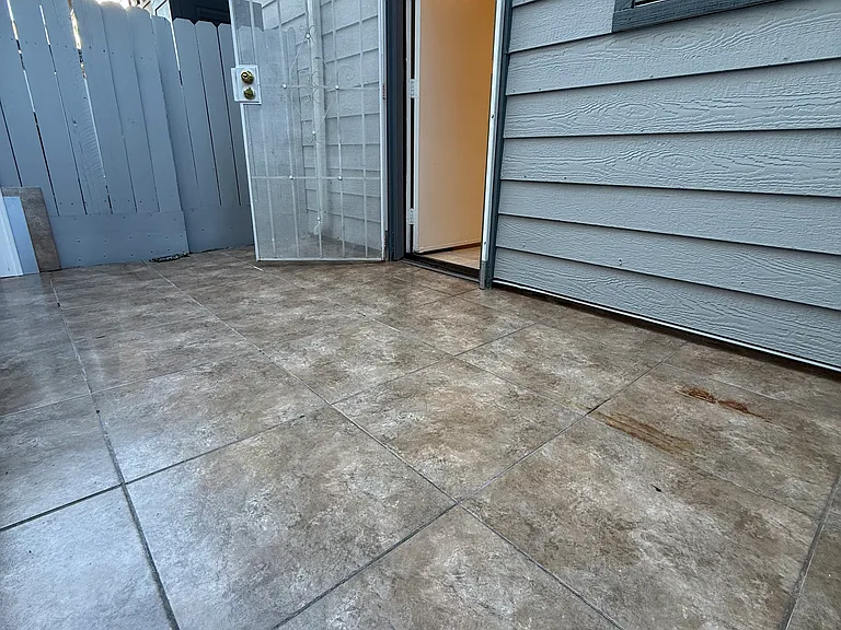 330 W Doran St — Photo 11