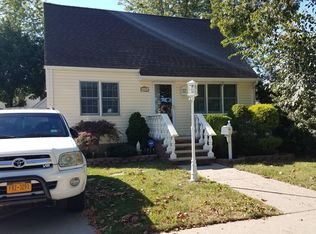 208 Bryson Ave, Staten Island, NY 10314