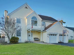 1899 Breakers Dr, Manahawkin, NJ 08050