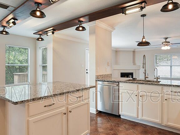 2nd image of 10836 Amblewood Way