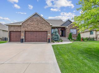 3823 N Lily Ct, Maize, KS 67101