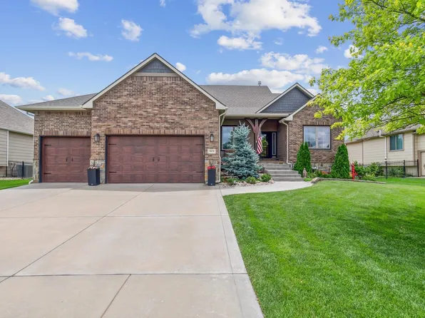 3823 N Lily Ct, Maize, KS 67101